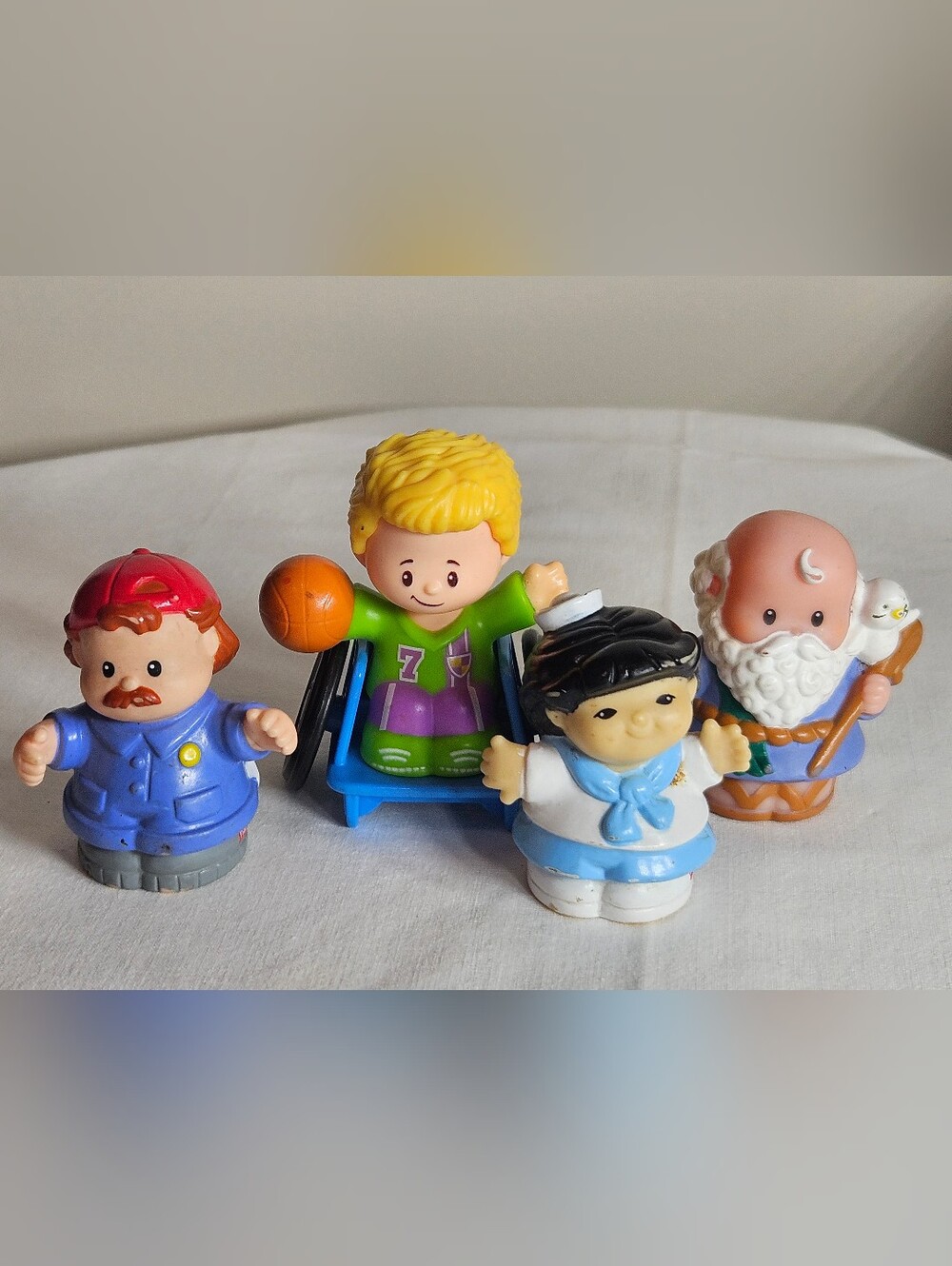 Fisher Price Little People Garage mechanic wheelchair basketball lot